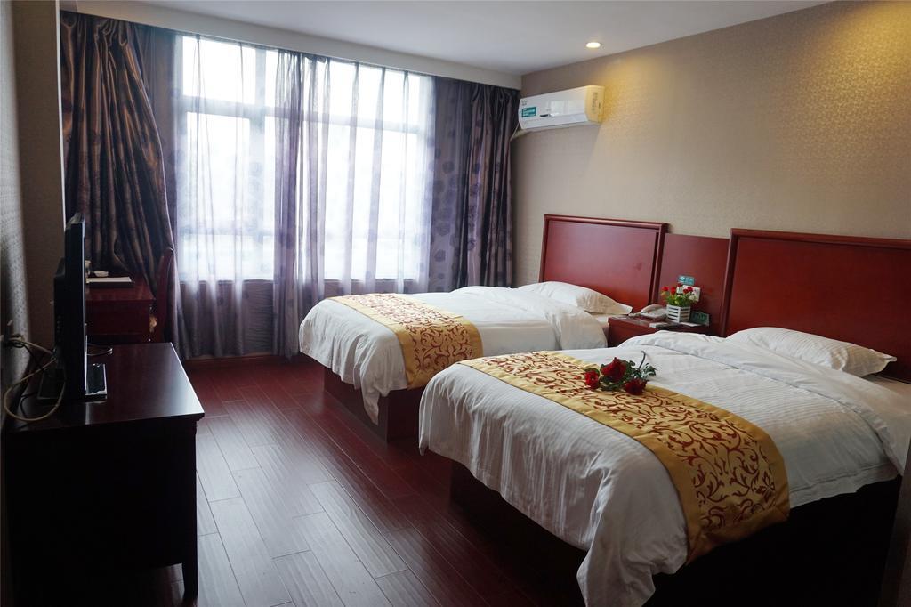 Greentree Inn Zhejiang Jiaxing West Zhongshan Road Vintage Car Building Express Hotel Exterior foto